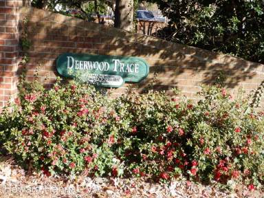 Main picture of 405 Burr Oak Cir