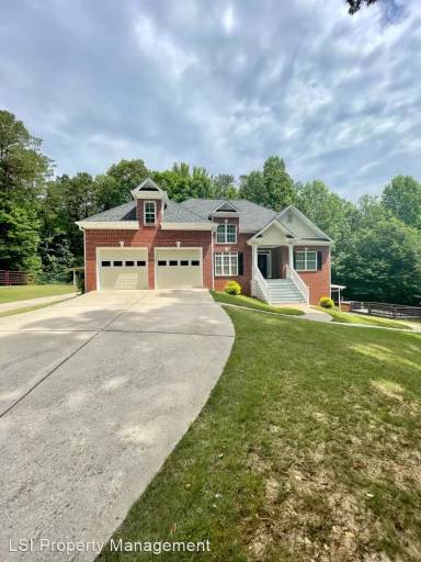 Main picture of 239 Gallery Ct