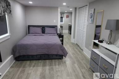 Main picture of 4119 Lasalle St