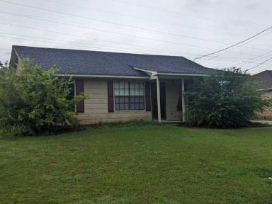 Main picture of 3312 Royal Creek Rd