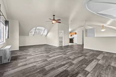 Main picture of 128 Grand Ave
