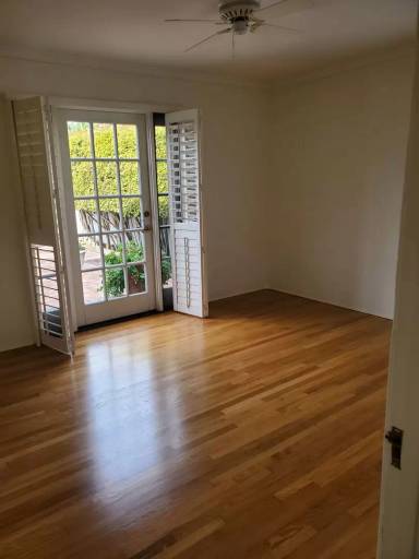 Main picture of 333 6th St