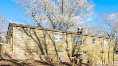 Main picture of 6005 E 101st St