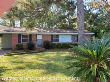 Main picture of 105 Susan Dr