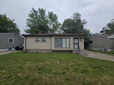 Main picture of 19514 Woodbine St