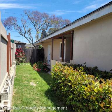 Main picture of 216 Lang St