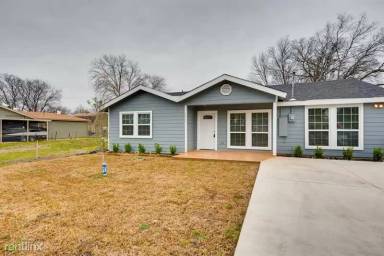 Main picture of 4614 W Lake Highlands Dr