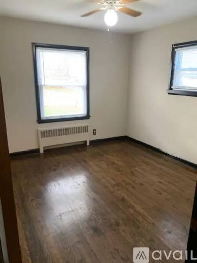Main picture of 3201 S 48th St