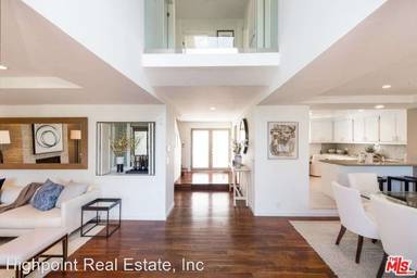 Main picture of 589 Radcliffe Ave