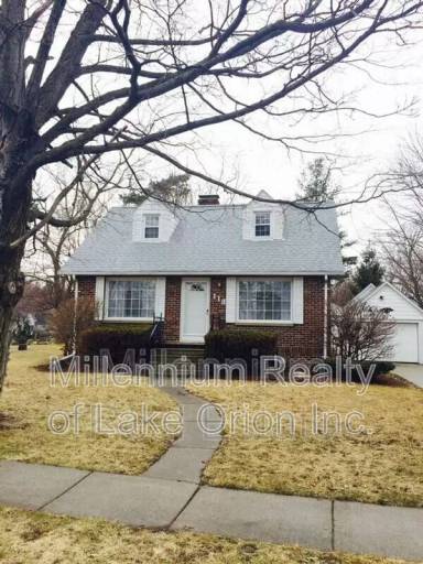 Main picture of 113 Dennison St