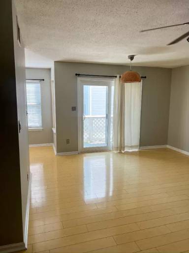 Main picture of 604 Shoreham Ct