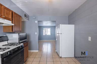 Main picture of 2238 E Polk St Apartments