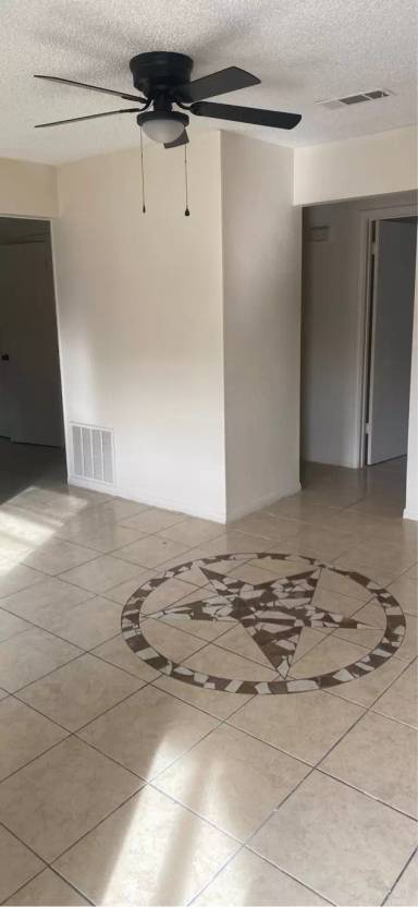 Main picture of 212 Erby Ave