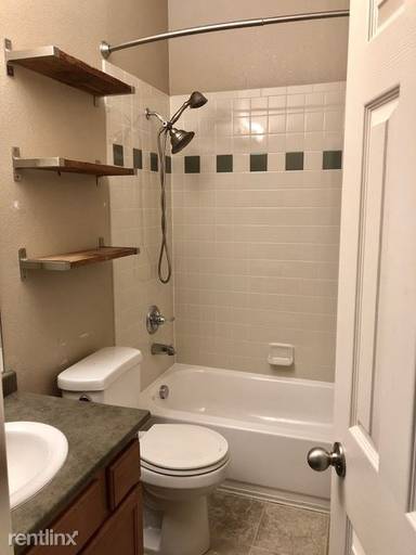 Main picture of 1707 Yarmouth Ave