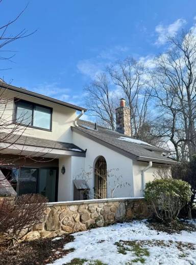 Main picture of 36 Oak Knoll Dr
