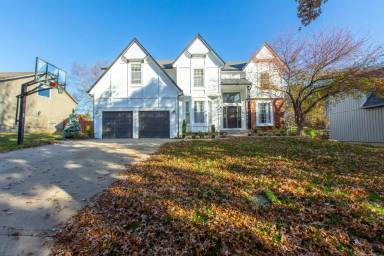 Main picture of 22714 W 49th St