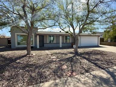 Main picture of 19019 N 15th Dr