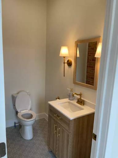 Main picture of 101 N Main St