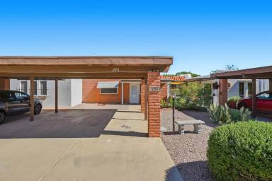 Main picture of 288 N Calle del Santo