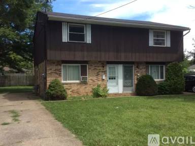 Main picture of 1621 Maine Ave