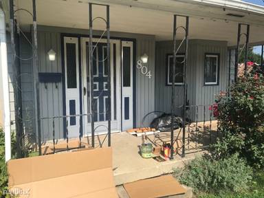 Main picture of 804 2nd St