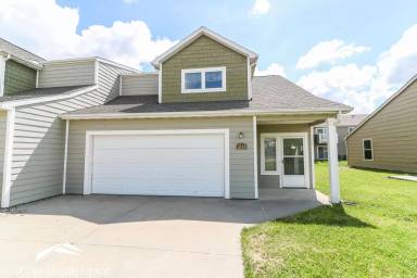 Main picture of 2714 Donnas Way