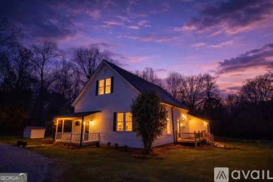 Main picture of 63 Alabama Rd