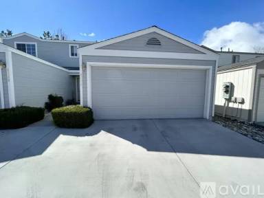 Main picture of 4061 Village Dr