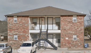 Main picture of 202 W Truman Ave