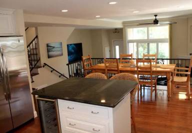 Main picture of 401 2nd St