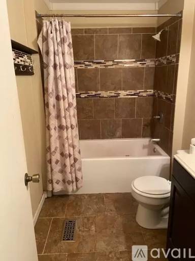 Main picture of 1008 Lowry St