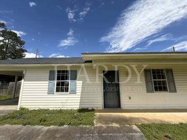 Main picture of 49A B C Bert Rd