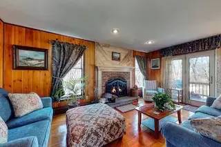 Main picture of 416 Drakes Island Rd