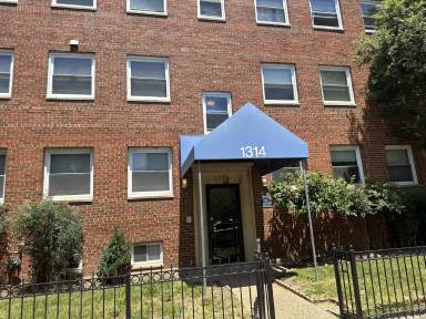Main picture of 1314 K St SE