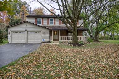 Main picture of 5827 Woodwinds Cir