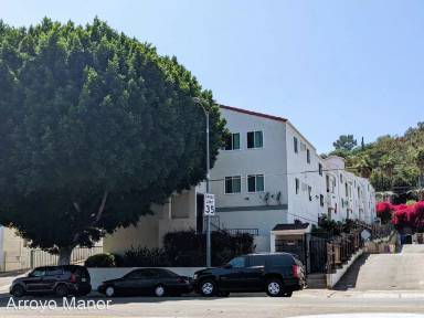 Main picture of 4571 N Figueroa St