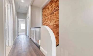 Main picture of 1501 E Baltimore St
