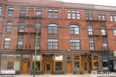 Main picture of 1166 W Grand Ave