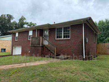 Main picture of 3206 Bayless Dr SW
