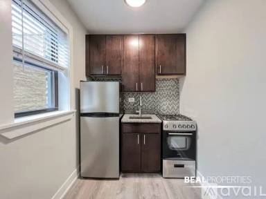 Main picture of 4546 N Damen Ave Apartments