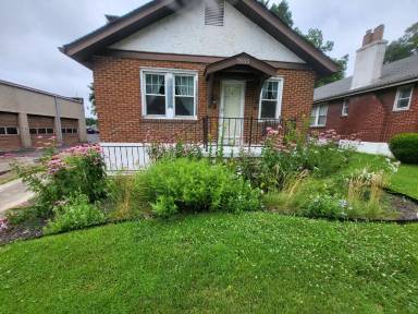 Main picture of 2655 Louis Ave