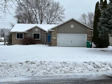 Main picture of 800 E Jane Ln