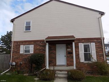 Main picture of 37375 Charter Oaks Blvd