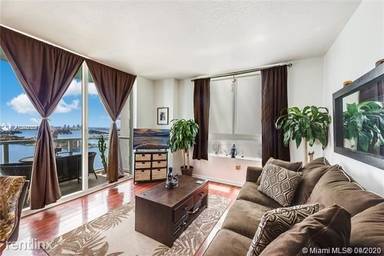 Main picture of Quantum on the Bay