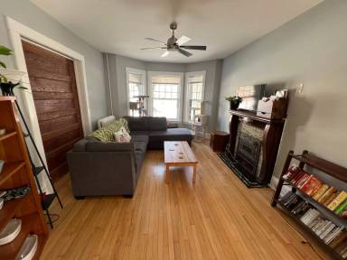 Main picture of 2821 E Belleview Pl