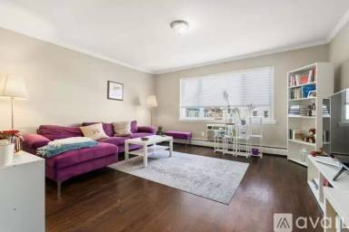 Main picture of 71 Oxford Ave