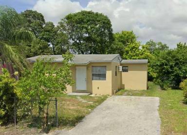 Main picture of 1429 NW 24th Ave