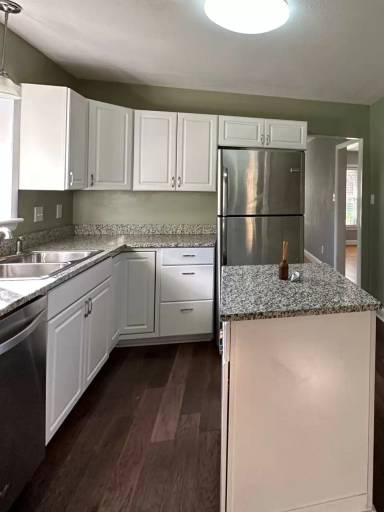 Main picture of 2103 Milbank Rd