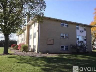 Main picture of 392 Executive Dr