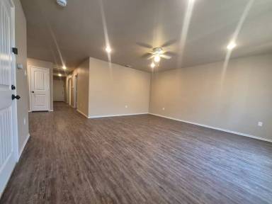 Main picture of 2514 N Avenue O